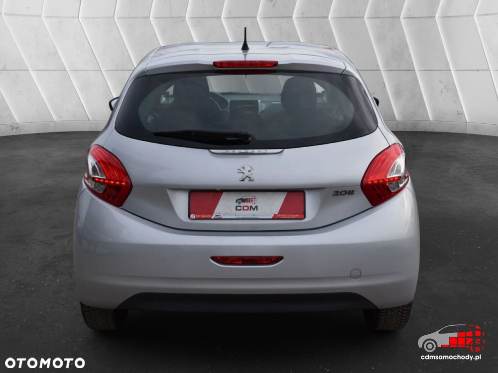 Peugeot 208 - 9