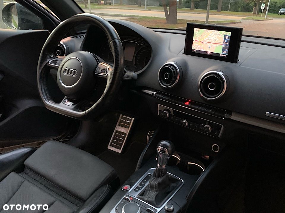 Audi A3 1.8 TFSI quattro S tronic S line Sportpaket - 30