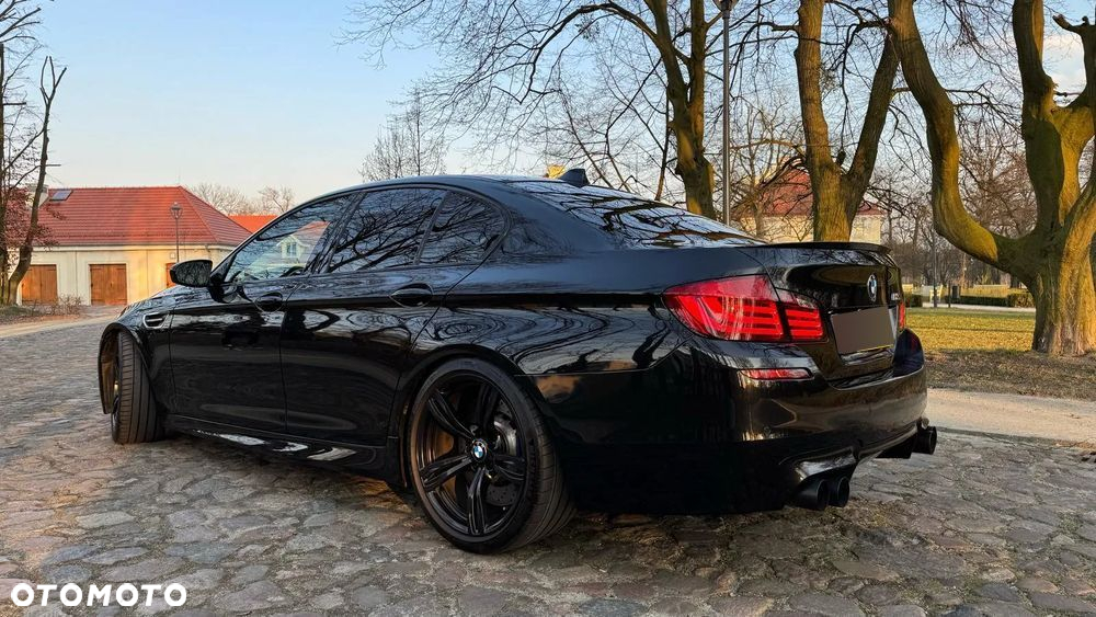 BMW M5 Standard - 3