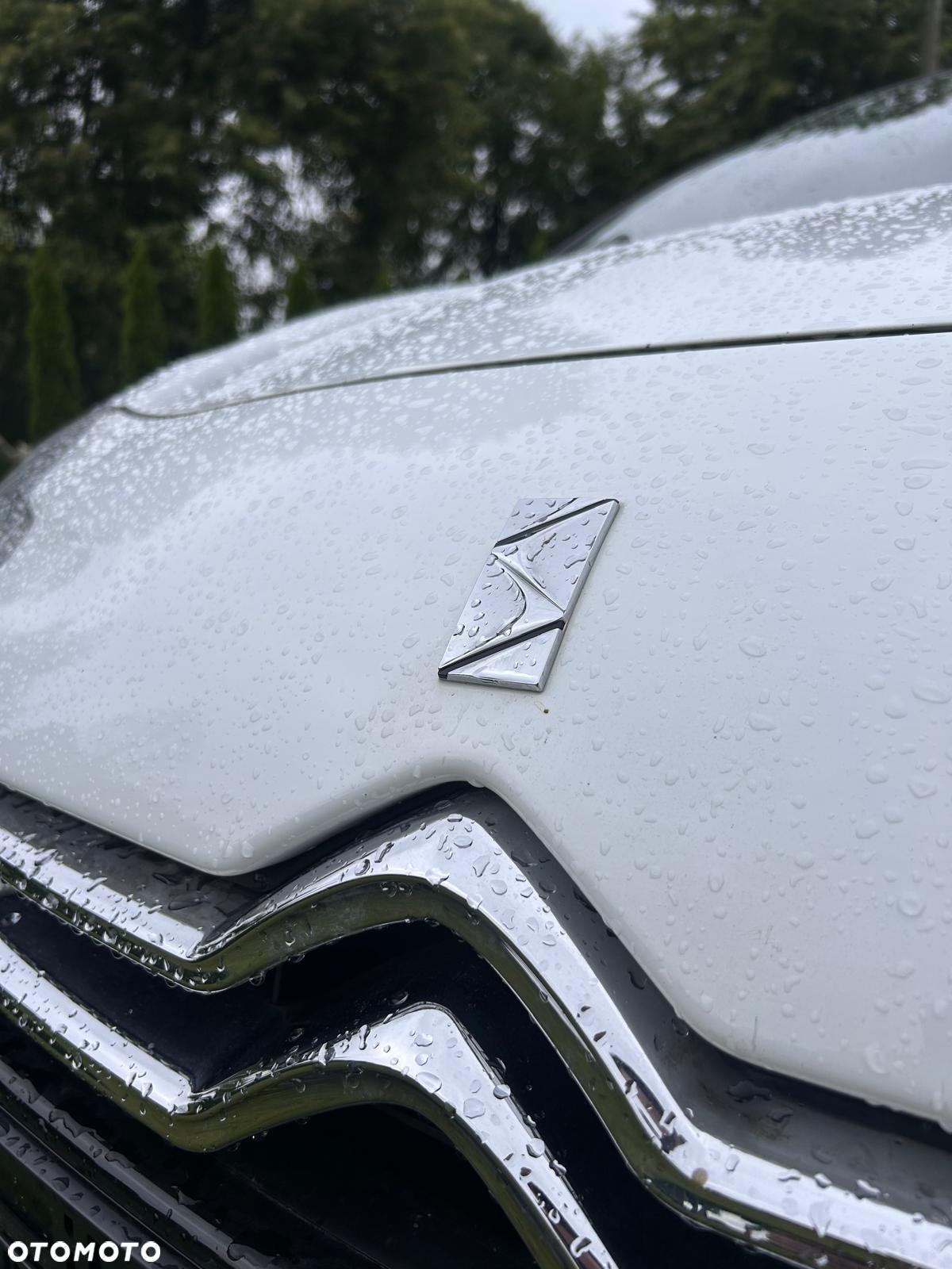 Citroën DS3 BlueHDi 100 SoChic - 8