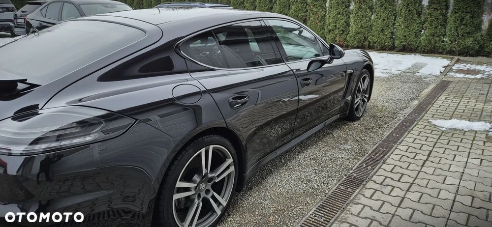 Porsche Panamera Platinum Edition - 15