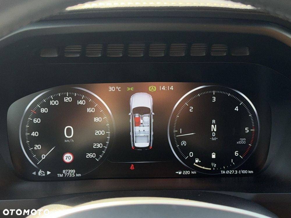 Volvo XC 90 - 17