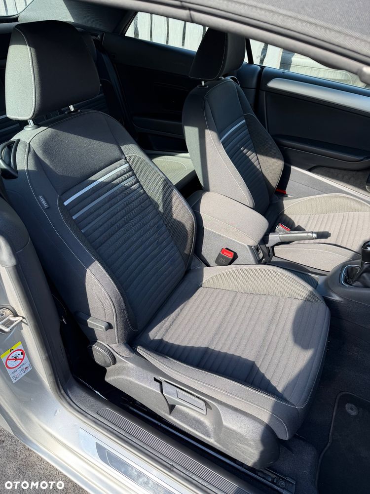 Volkswagen Golf - 21