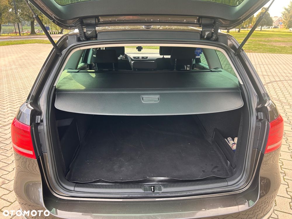 Volkswagen Passat Variant 2.0 TDI BlueMotion Technology Business Edition - 9