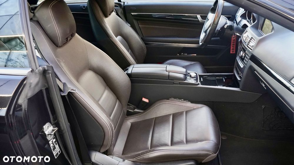 Mercedes-Benz Klasa E 250 CDI 7G-TRONIC - 36