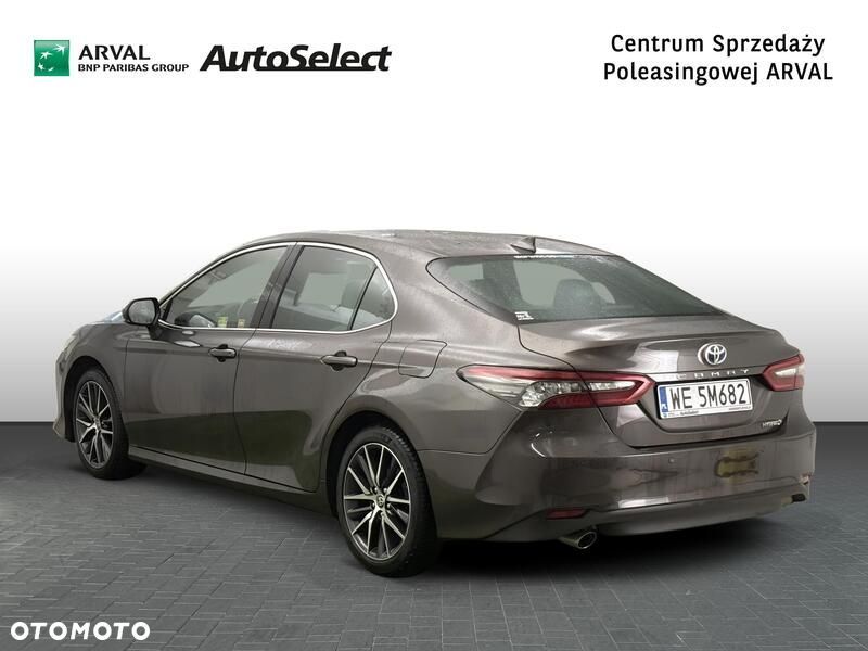 Toyota Camry 2.5 Hybrid Executive CVT - 3