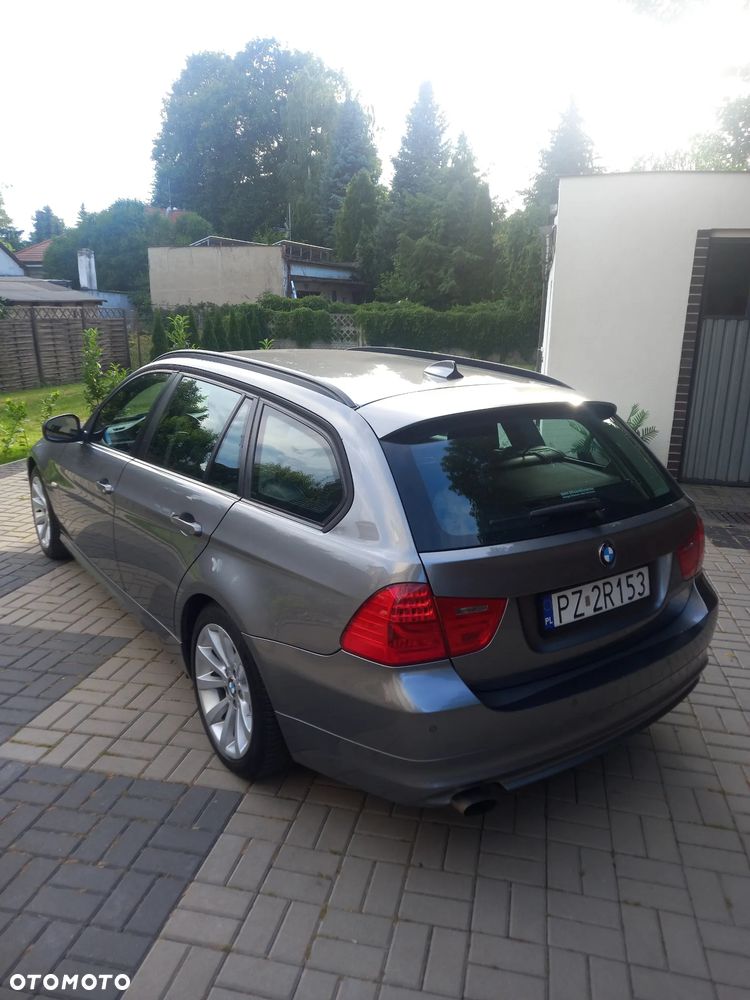 BMW Seria 3 318d - 5