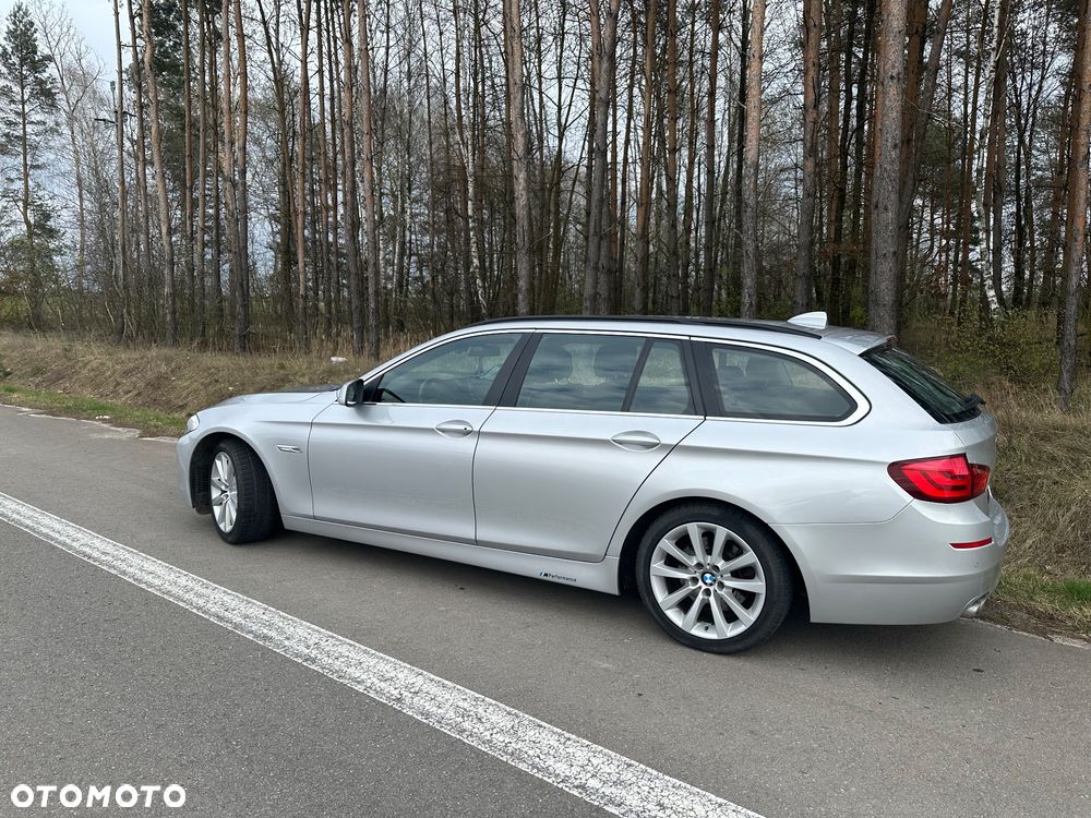 BMW Seria 5 520d Luxury Line - 14