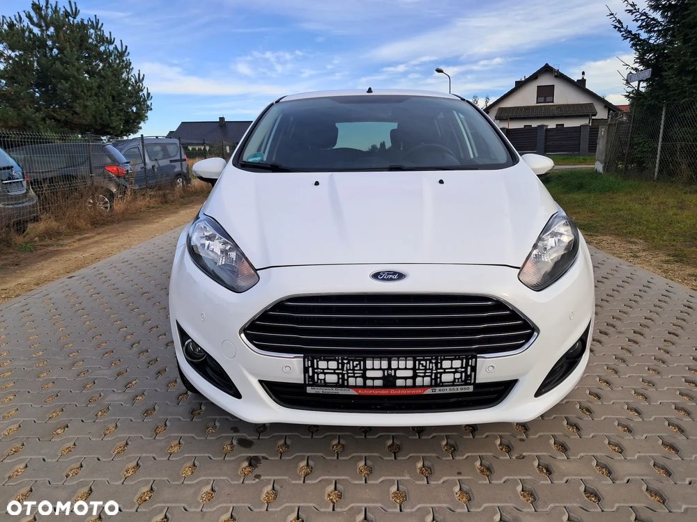 Ford Fiesta 1.6 TDCi DPF Titanium - 11