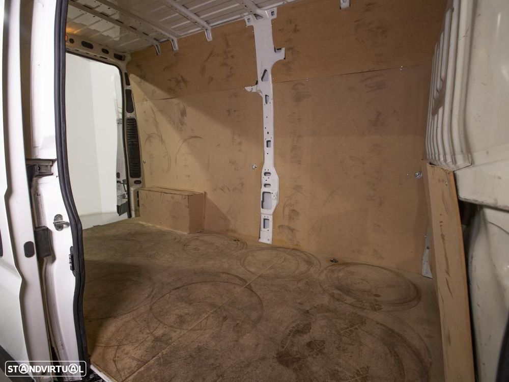 Peugeot Boxer 2.2 BlueHDi 335 L4h3 c/iva - 6