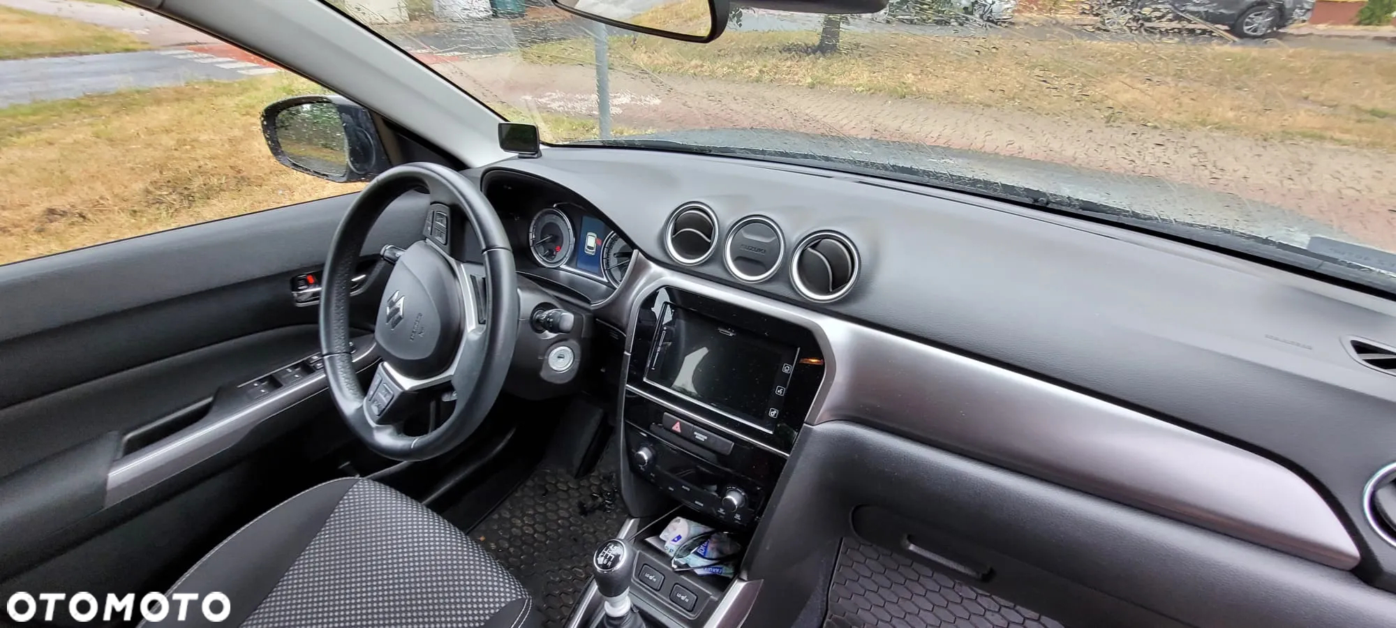 Suzuki Vitara - 12