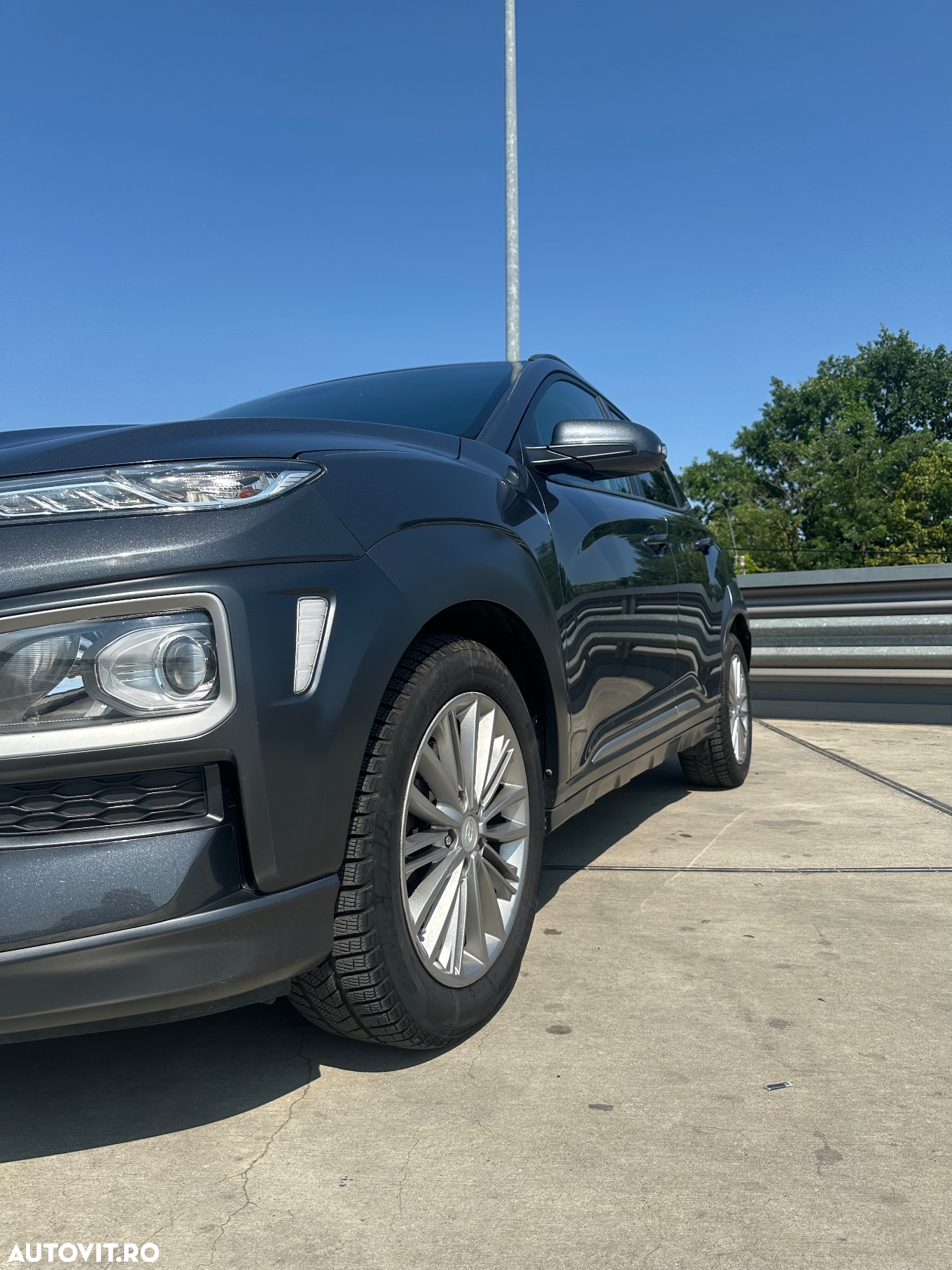 Hyundai KONA 1.6 T-GDI 4WD Aut. Premium - 5