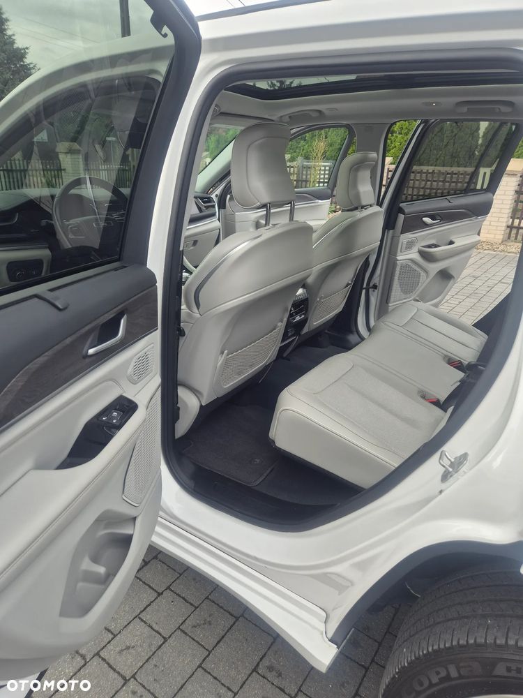 Jeep Grand Cherokee - 9
