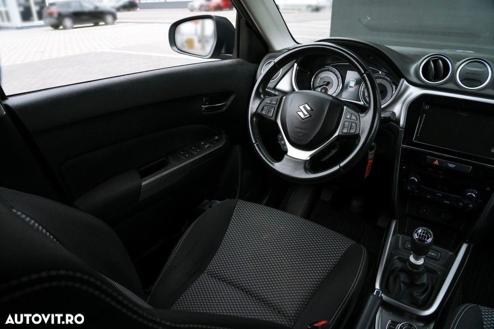 Suzuki Vitara - 9