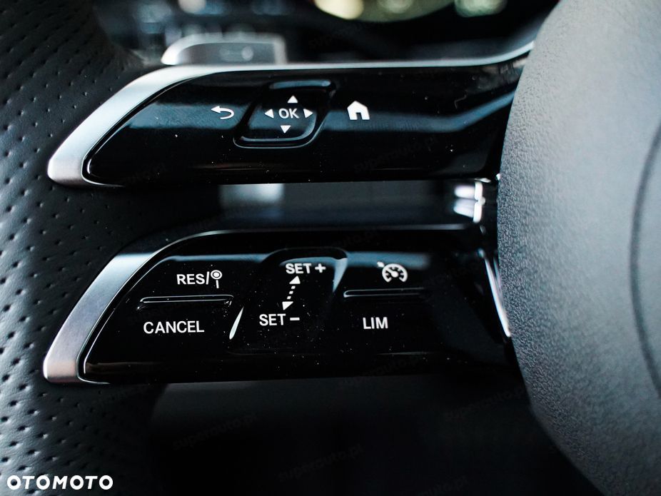 Mercedes-Benz GLC - 9