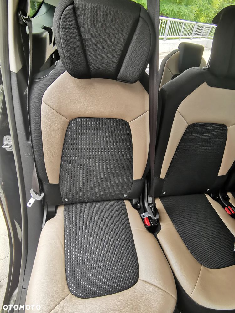 Citroën C4 Grand Picasso 2.0 HDi Exclusive - 16