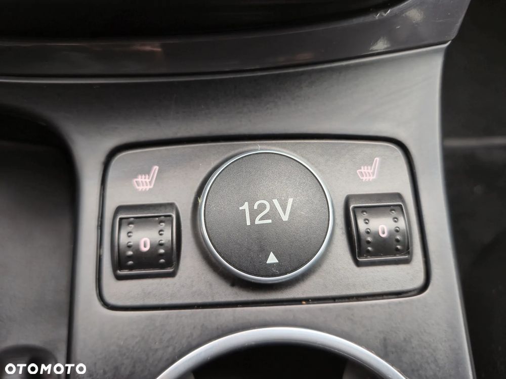 Ford Kuga 2.0 TDCi 4x4 Titanium - 25