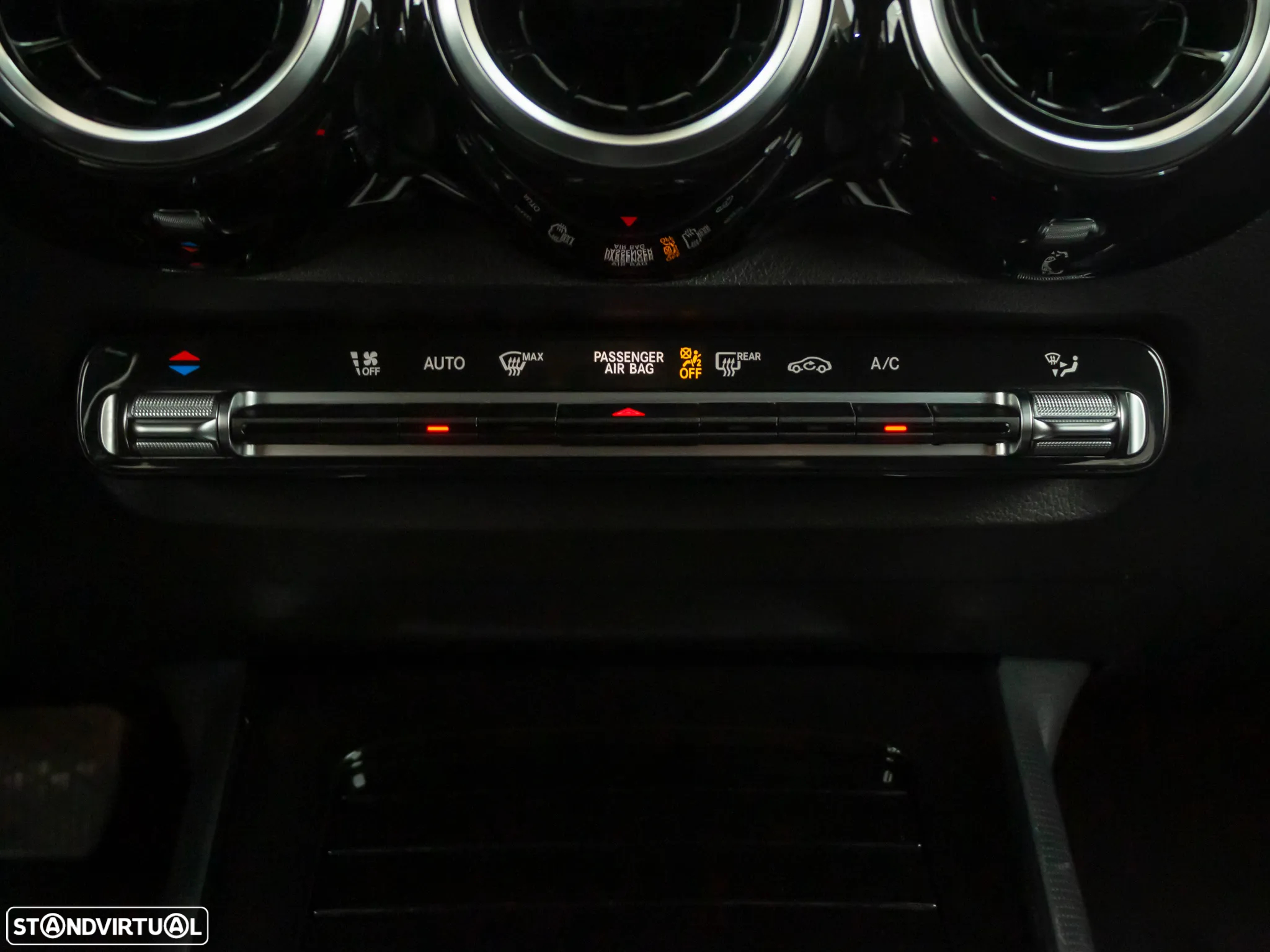 Mercedes-Benz GLB 180 d Style - 37