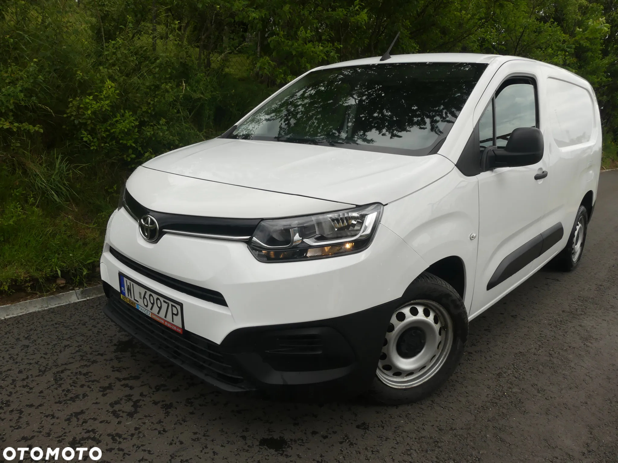 Toyota Proace City 1.5 D-4D Long 2,3t Active (bryg.) - 14