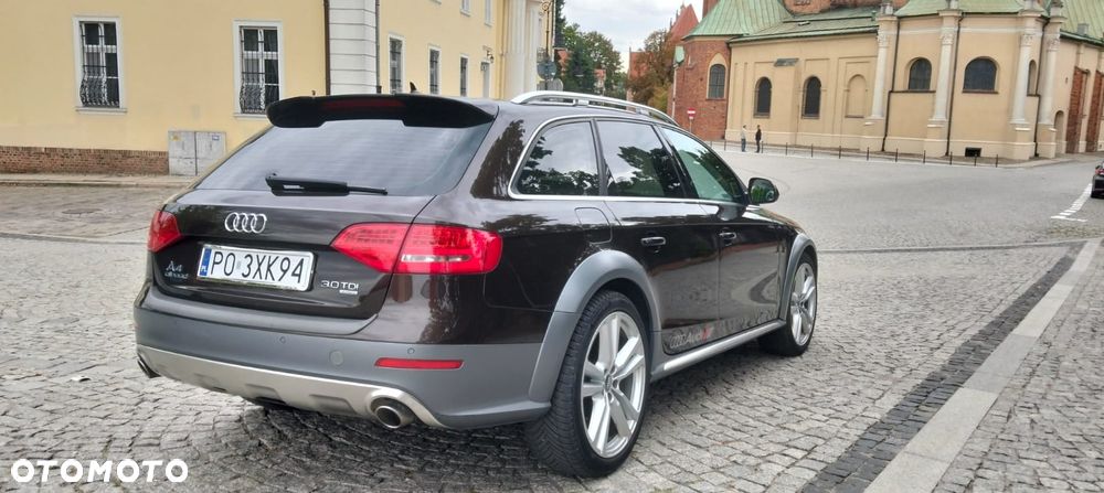 Audi A4 Allroad - 2