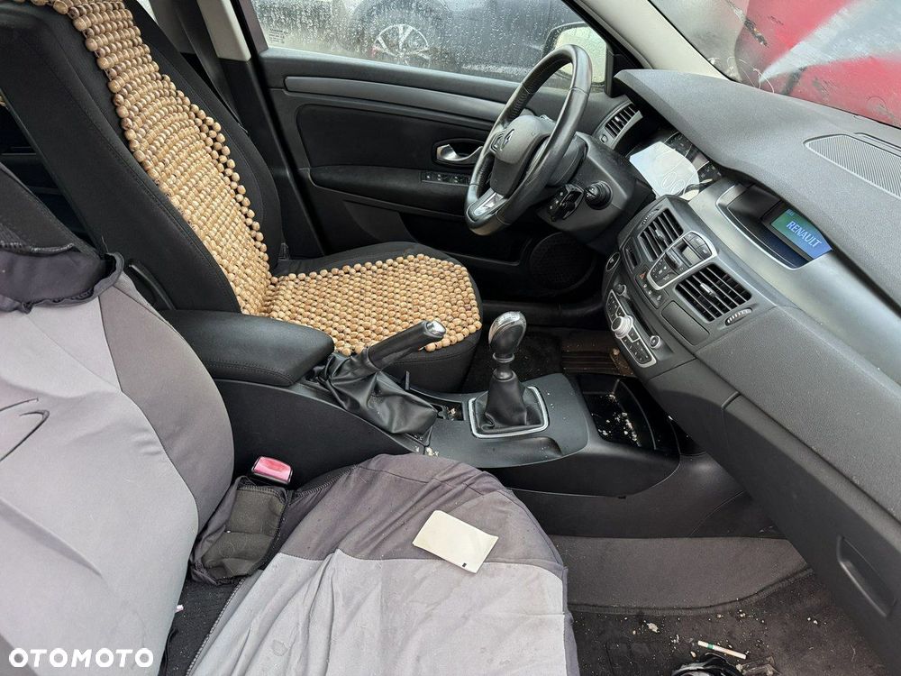 Renault Laguna - 8