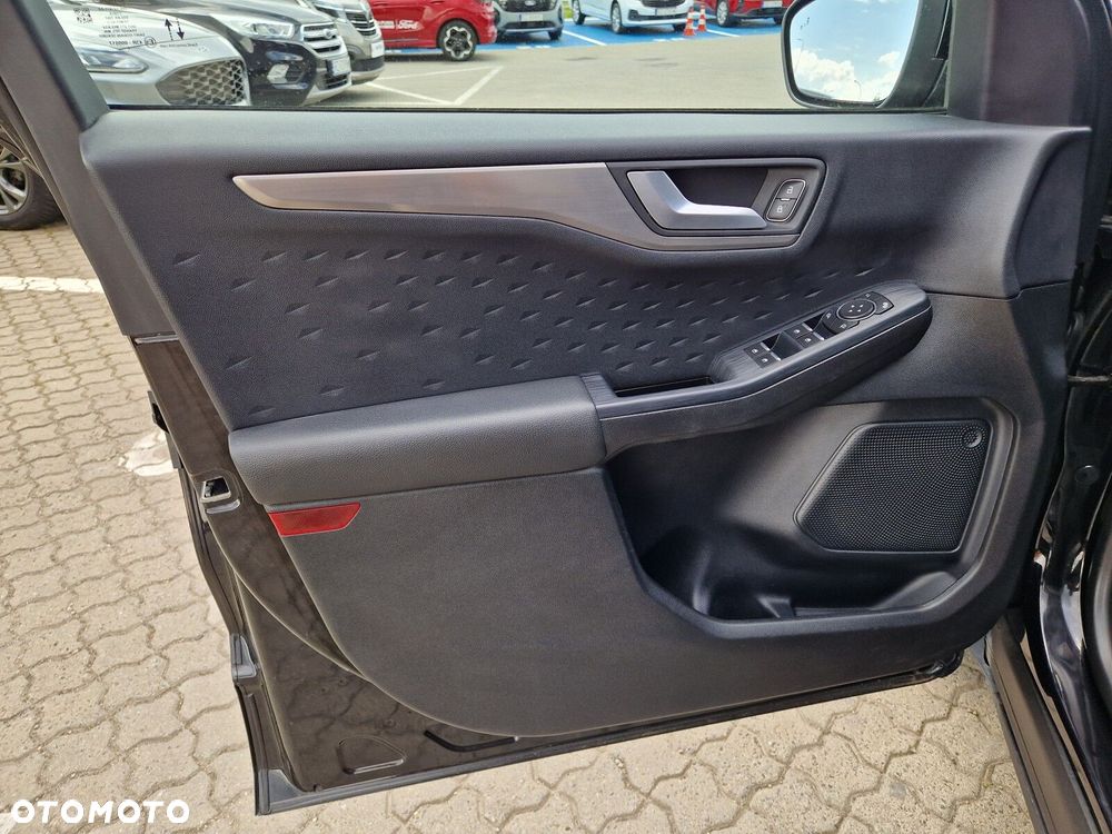 Ford Kuga 2.0 EcoBlue mHEV FWD Titanium - 23