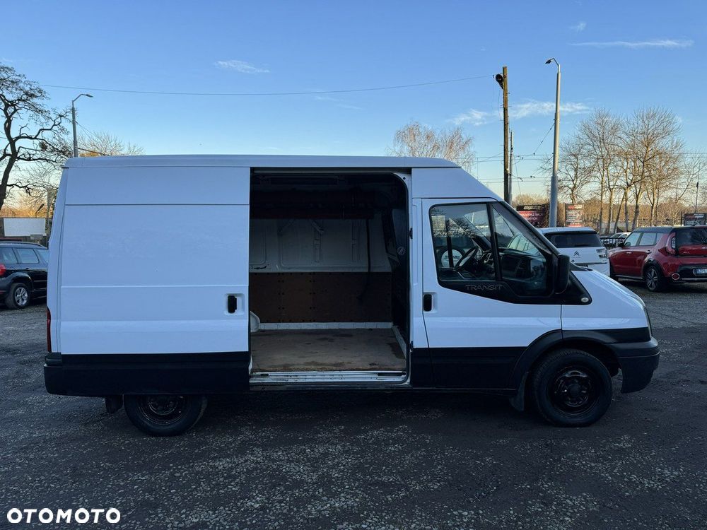 Ford Transit - 23