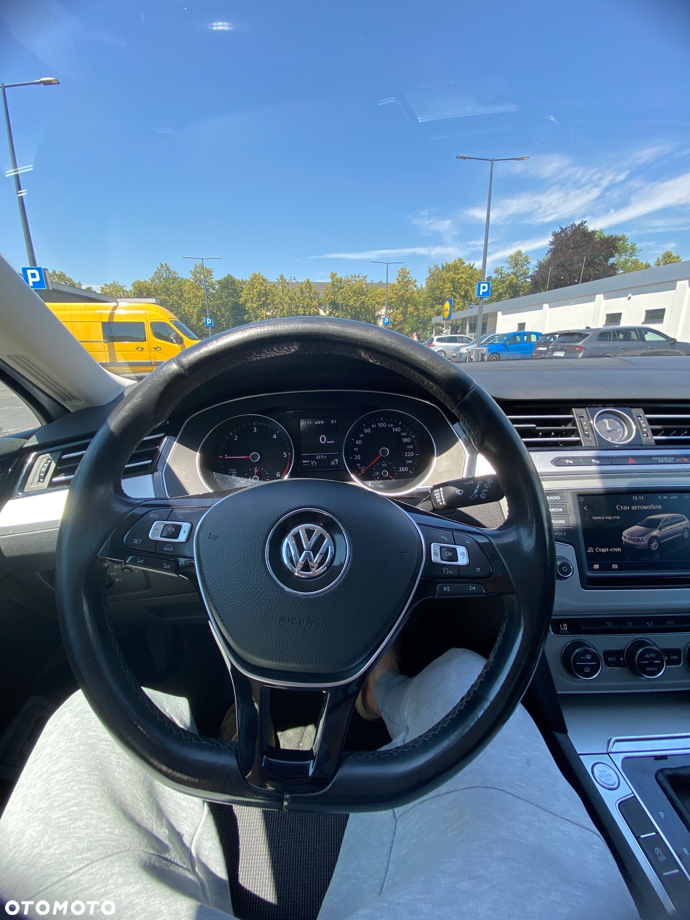 Volkswagen Passat - 9