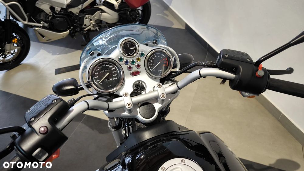 BMW R - 7