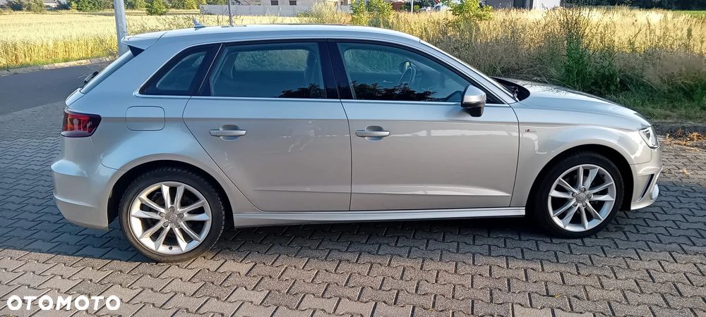 Audi A3 Sportback 2.0 TDI Ambition - 2