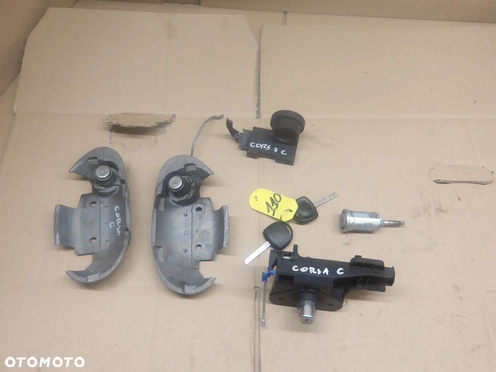 OPEL CORSA C LIFT 03-06 1.0B STACYJKA 2X KLUCZYK 3X WKŁADKA MODUŁ IMMOBILIZERA 13144390 13168306 - 1