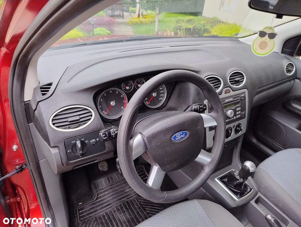 Ford Focus 1.6 Ti-VCT Titanium - 9