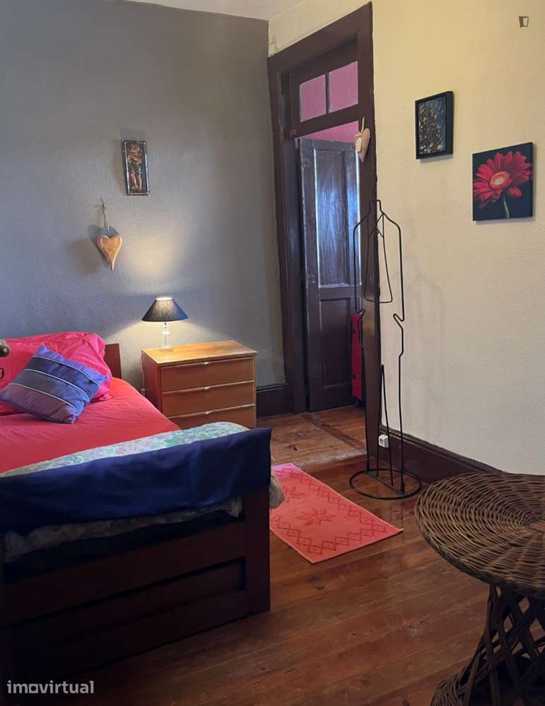 Quarto - localizado em Paranhos Porto - Grande imagem: 5/26