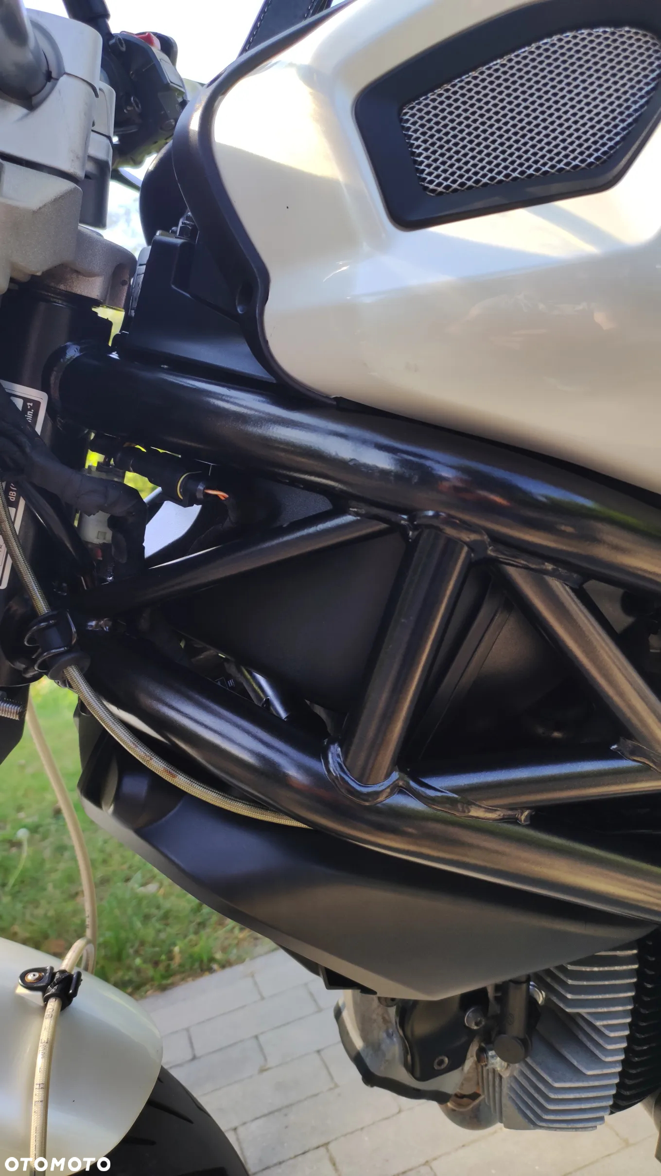Ducati Monster - 19