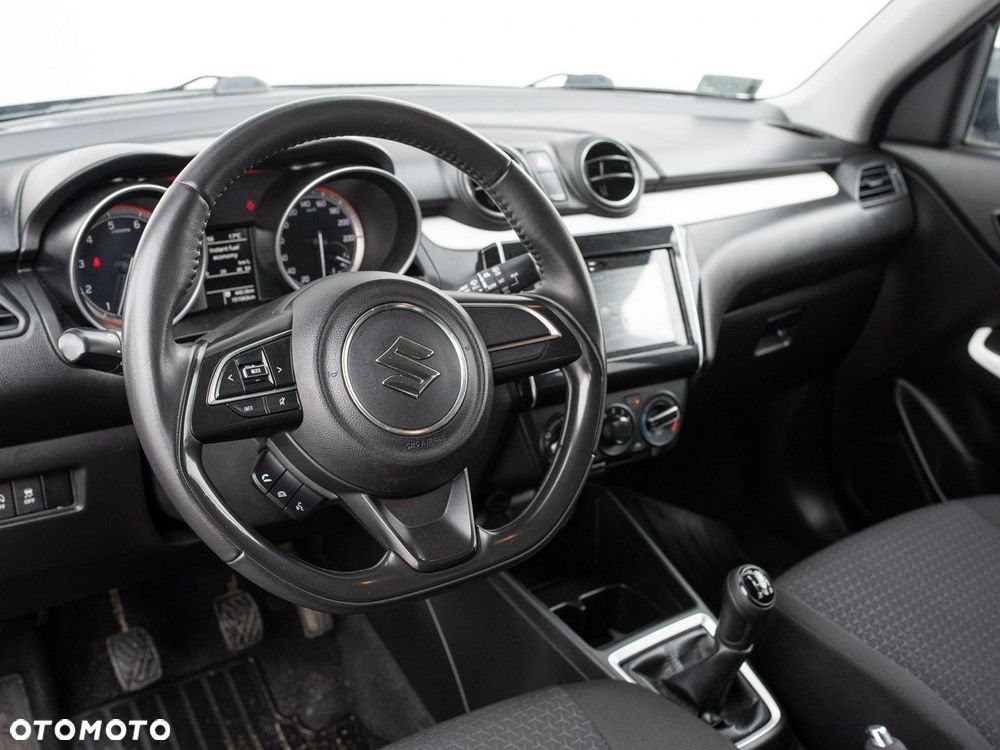Suzuki Swift 1.2 SHVS Premium Plus - 7
