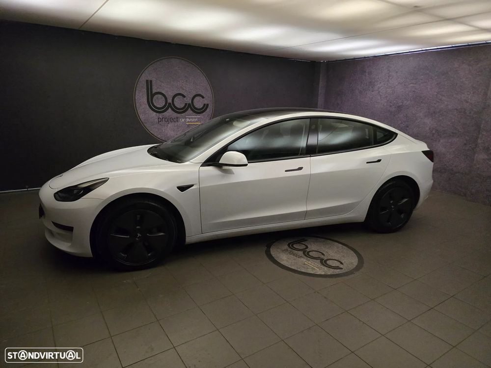 Tesla Model 3 RWD - 2