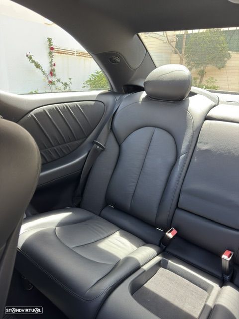 Mercedes-Benz CLK 220 CDi Avantgarde - 28