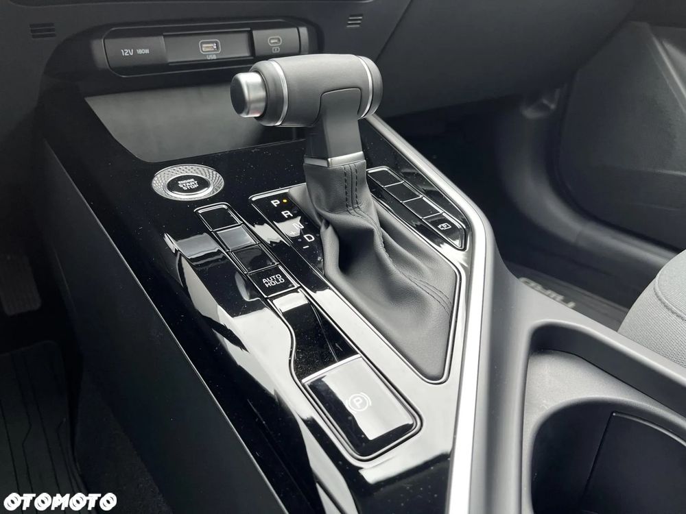 Kia Niro 1.6 GDI Hybrid M - 6