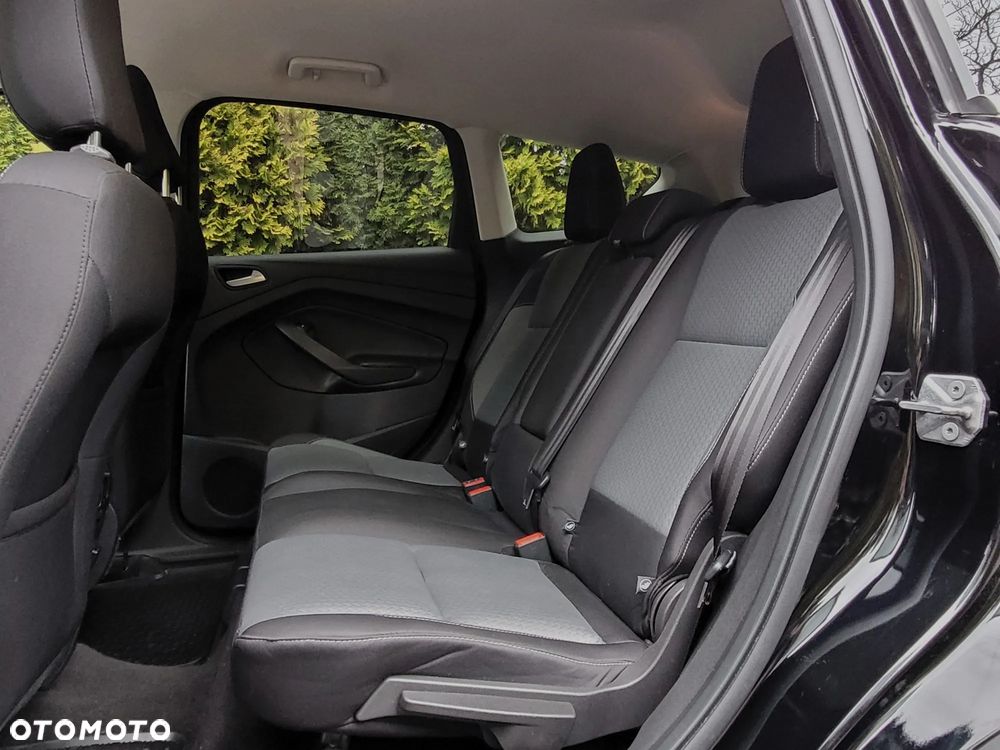 Ford Kuga 1.5 EcoBoost 4WD Trend - 31