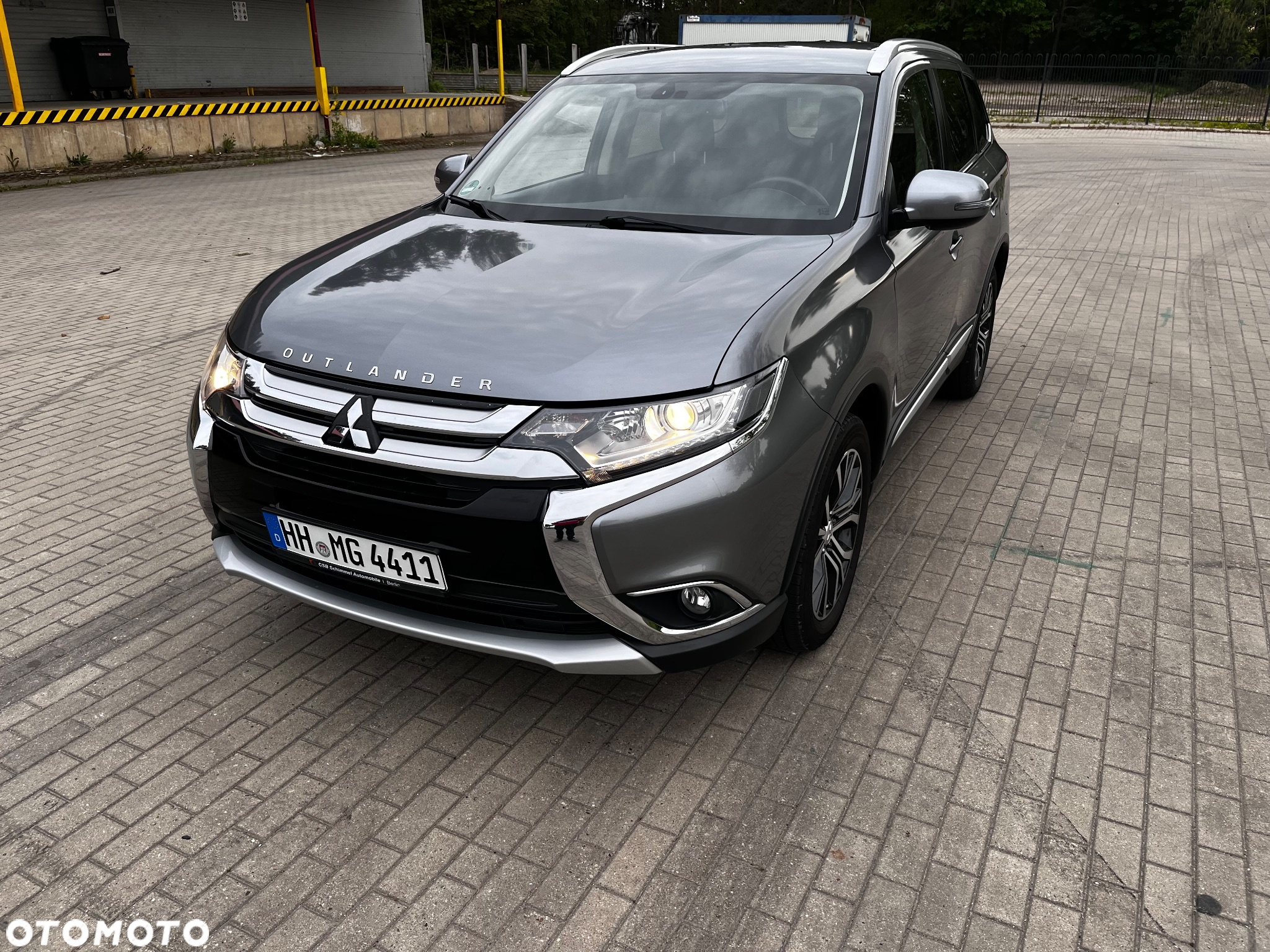 Mitsubishi Outlander 2.0 Intense 2WD CVT - 29