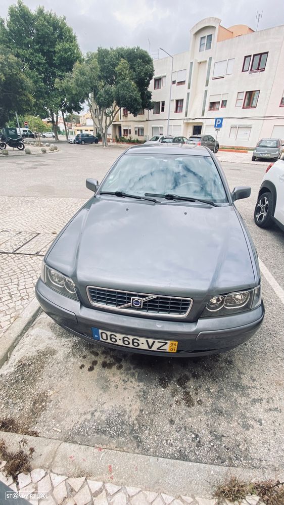 Volvo S40 1.6 - 1