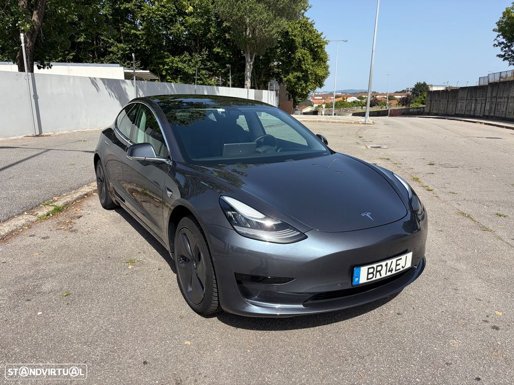 Tesla Model 3 Standard Range Plus RWD - 1