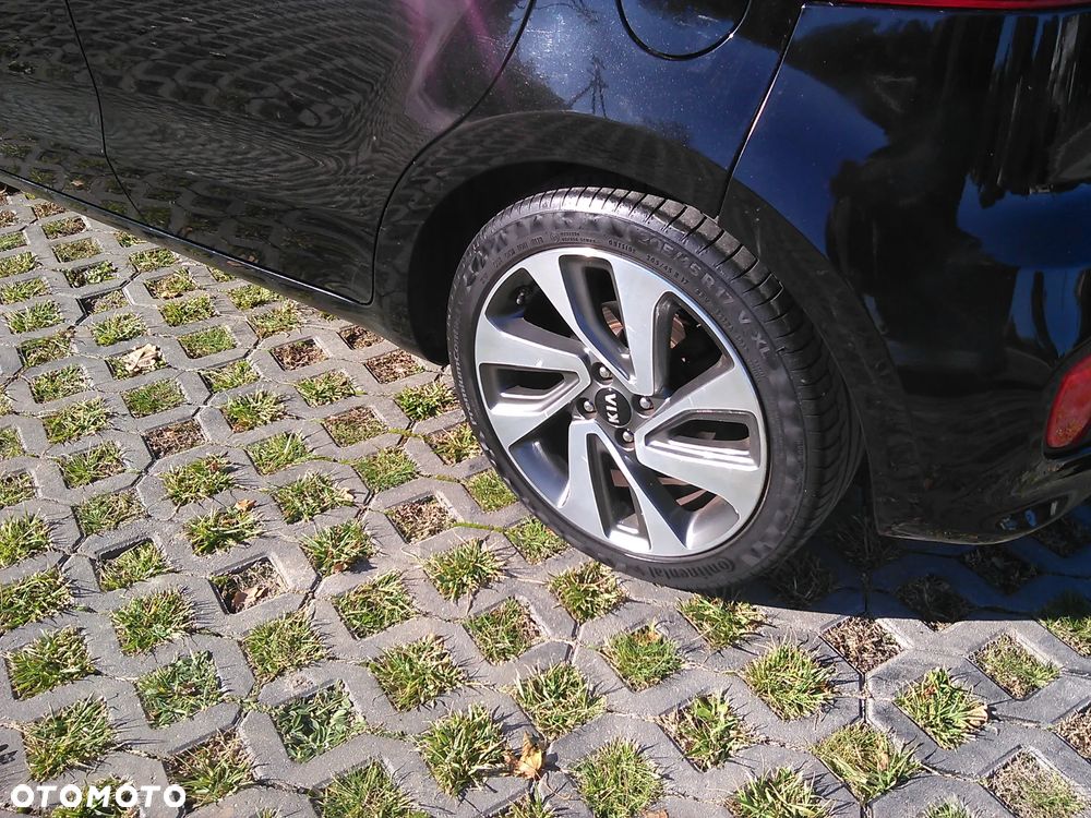 Kia Rio 1.2 Dream Team Edition - 13