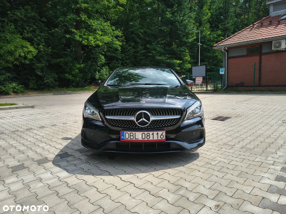Mercedes-Benz CLA 180 7G-DCT AMG Line - 8