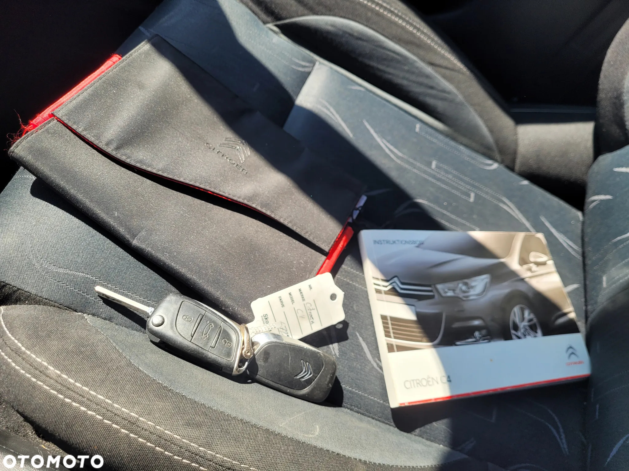 Citroën C4 1.6 HDi Exclusive - 14