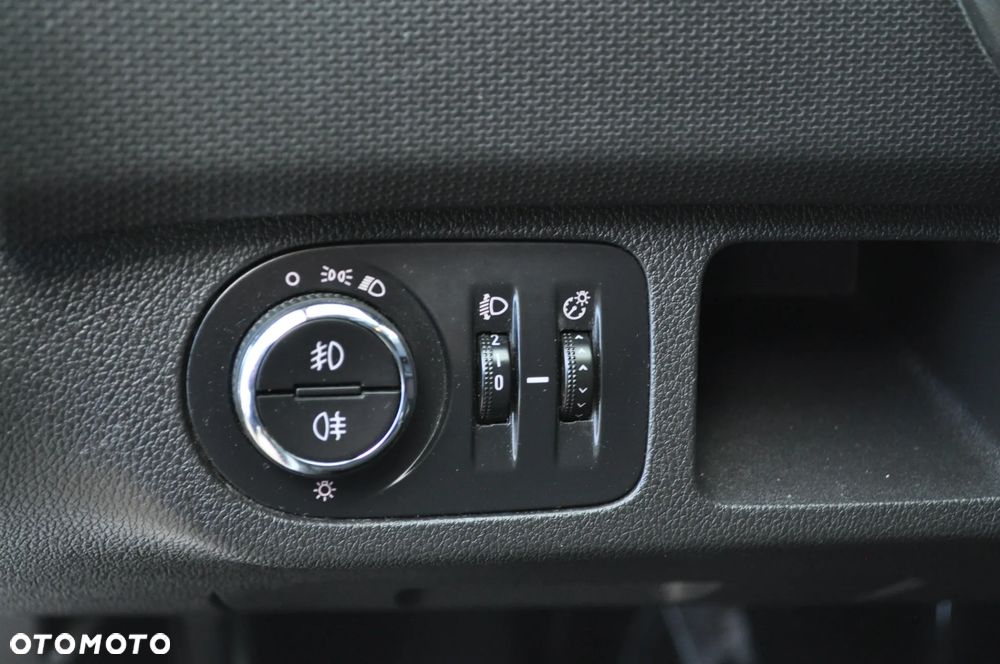 Opel Meriva 1.4 Innovation - 24