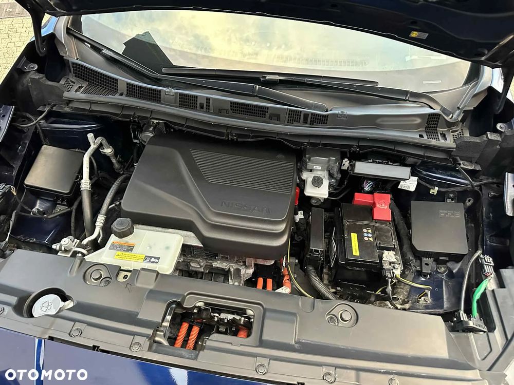 Nissan Leaf 40 kWh TEKNA - 28