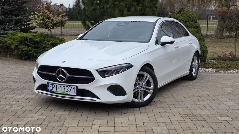 Mercedesbenz Klasa A 200 2023