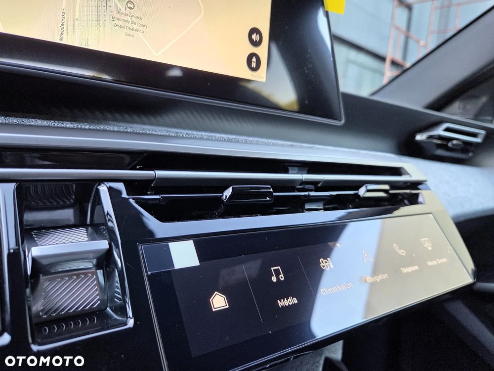 Peugeot 5008 1.2 PureTech mHEV Allure S&S e-DCS6 - 20