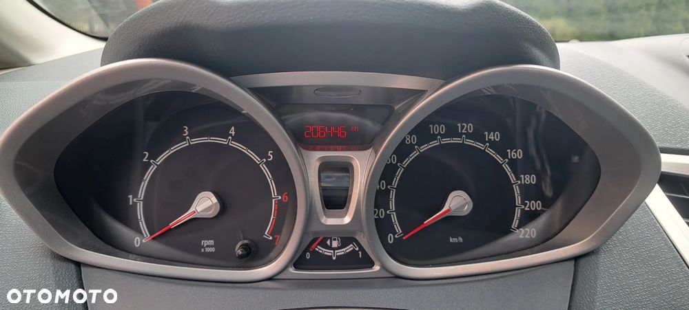 Ford Fiesta 1.25 Titanium - 12
